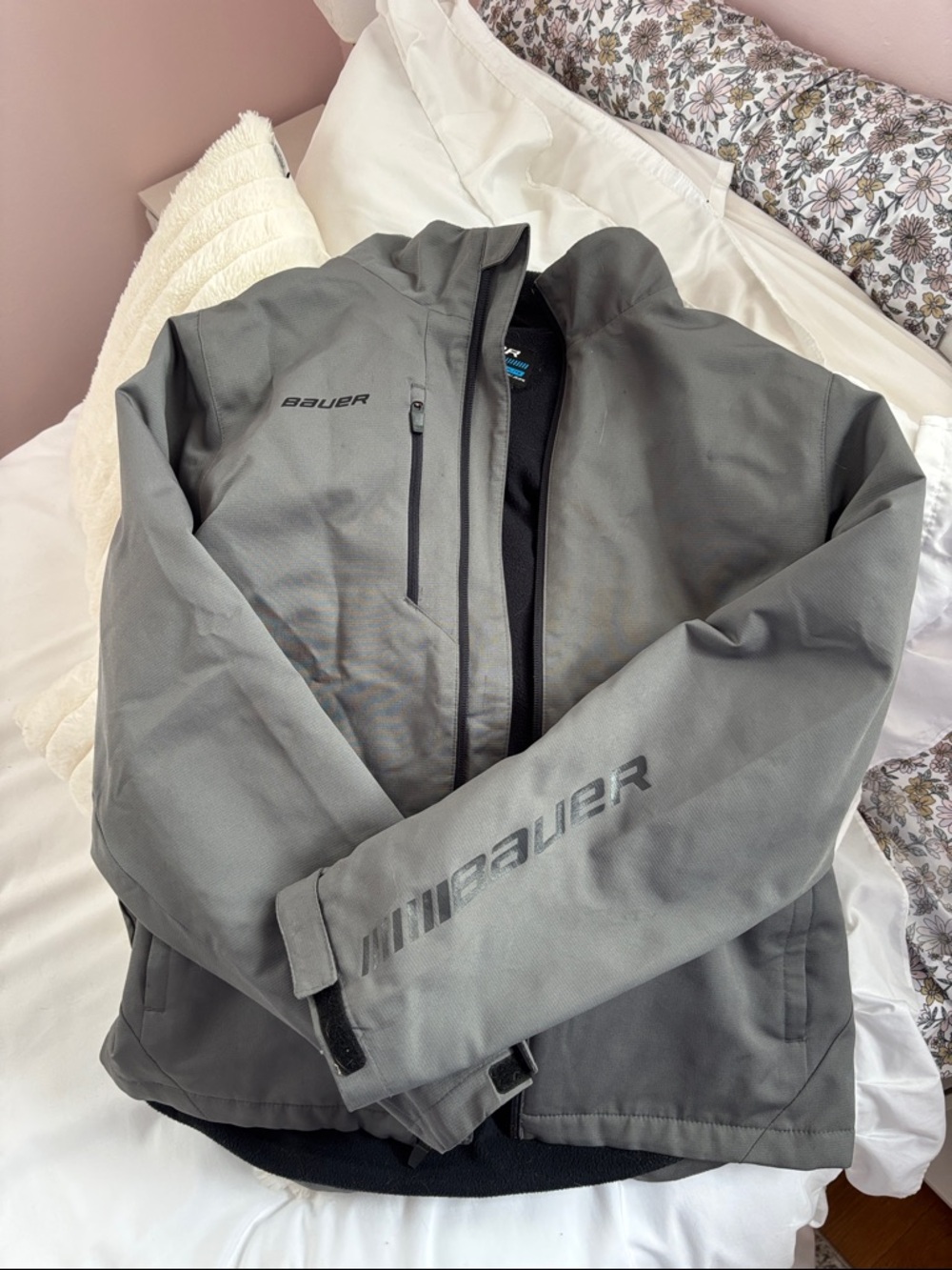 Bauer Youth XL Gray Performance Softshell Jacket